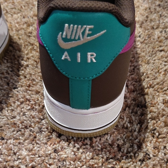 Nike Air Force 1 Chocolate with Magenta and Teal - Picture 3 of 5